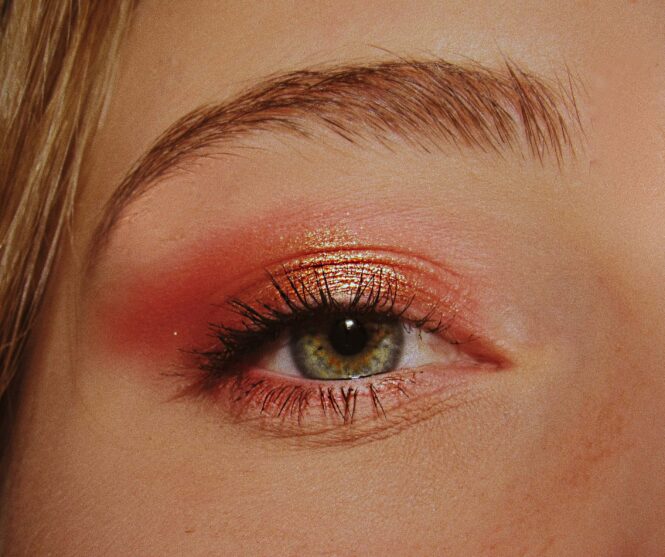 Make up-brand